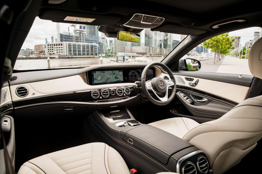Торпедо Mercedes-Benz S450 Lang (V222) 2017 года  (AU) (фото 35 из 55)